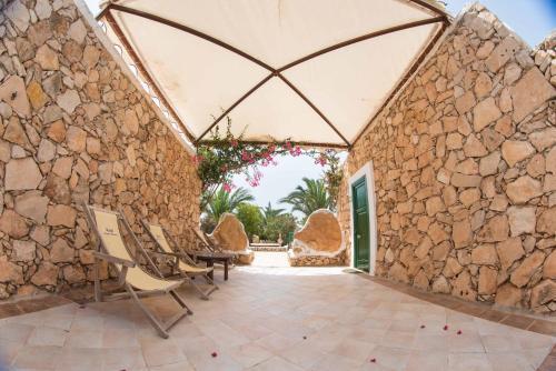 Cupola Bianca Resort 兰佩杜萨 外观 照片