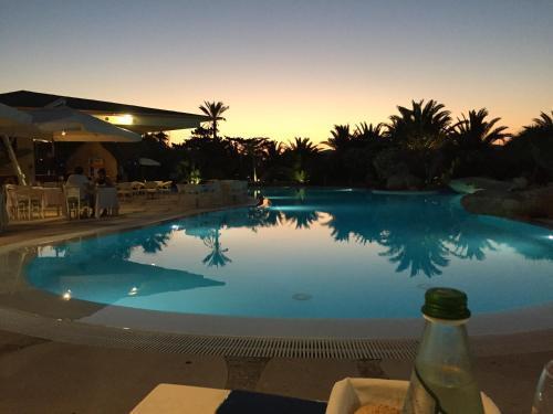 Cupola Bianca Resort 兰佩杜萨 外观 照片